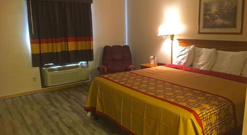 Americas Best Value Inn & Suites Thief River Falls Eksteriør billede