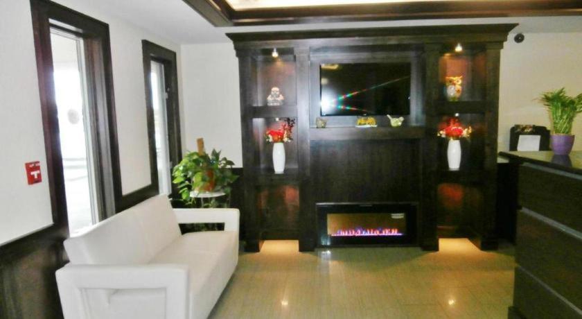 Americas Best Value Inn & Suites Thief River Falls Eksteriør billede