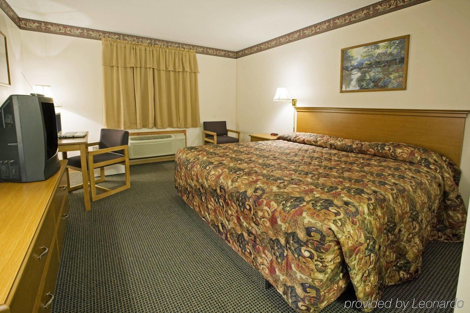 Americas Best Value Inn & Suites Thief River Falls Værelse billede